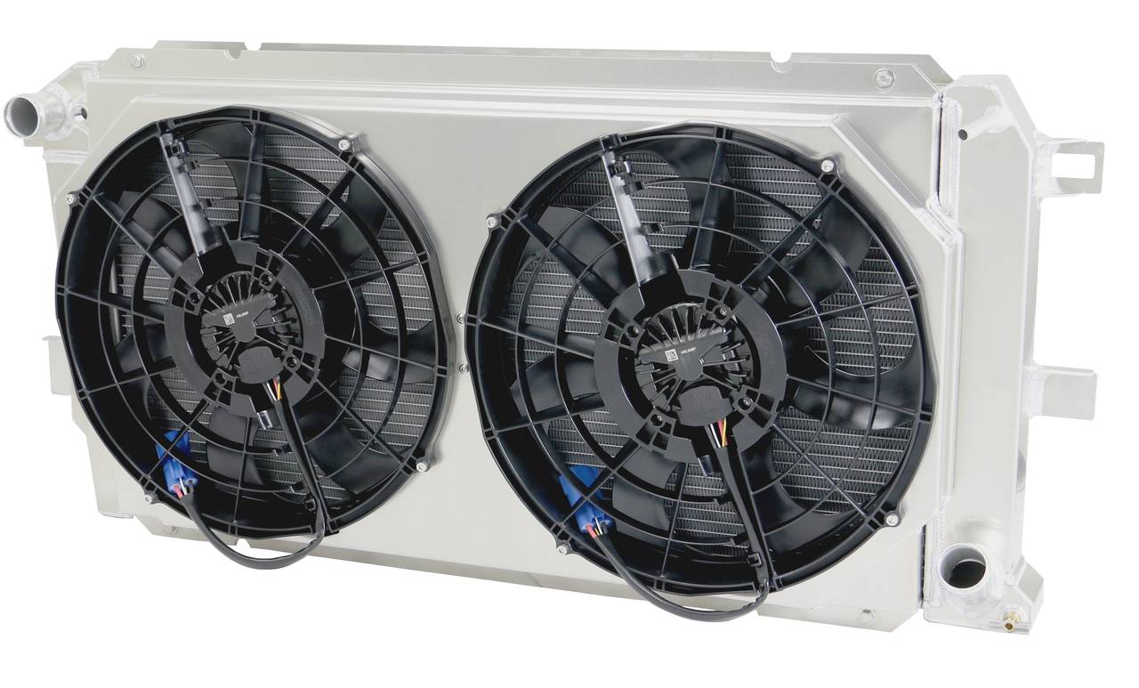 Wizard Cooling Inc - Wizard Cooling - 2001-2005 CHEVY/ GMC Sierra Diesel (W/ BRUSHLESS FANS) - 2764-102BL