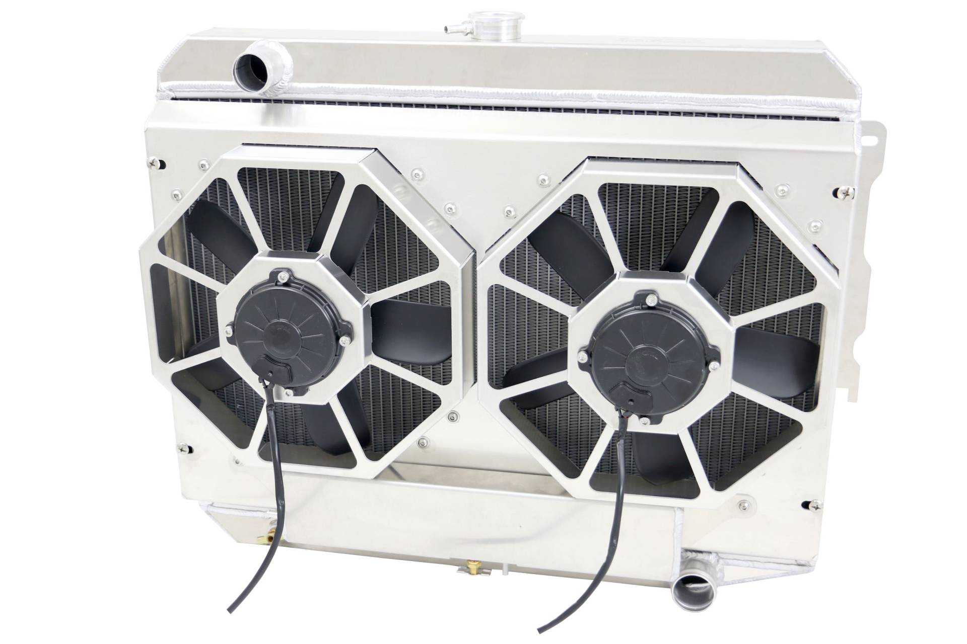 Wizard Cooling Inc - Wizard Cooling - 1970-1973 26" S/B Mopar Applications Aluminum Radiator (w/ MEDIUM PROFILE Fan, Integrated Shroud, And Expansion Tank) - 374-106MDX